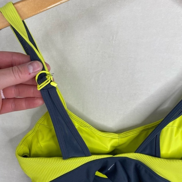 Zyia Active Storm Parallel Ribbed Luxe Adjustable Bra Neon Yellow Gray SizeSmall - Picture 3 of 6